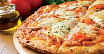 2 Pizzas Personales + Bebida 1,5 Lt